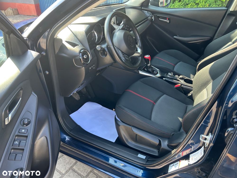 Mazda 2 - 11