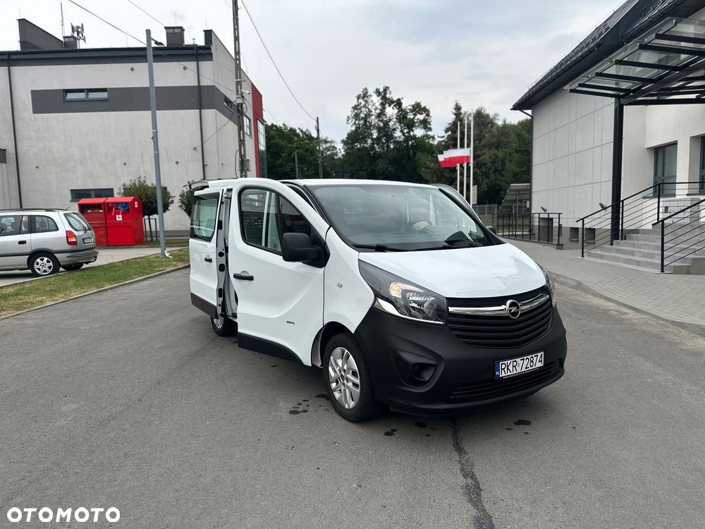 Opel Vivaro - 32