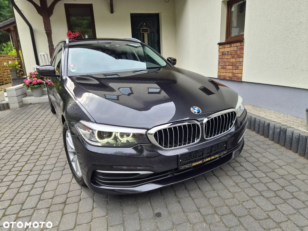 BMW Seria 5 530i Luxury Line - 2