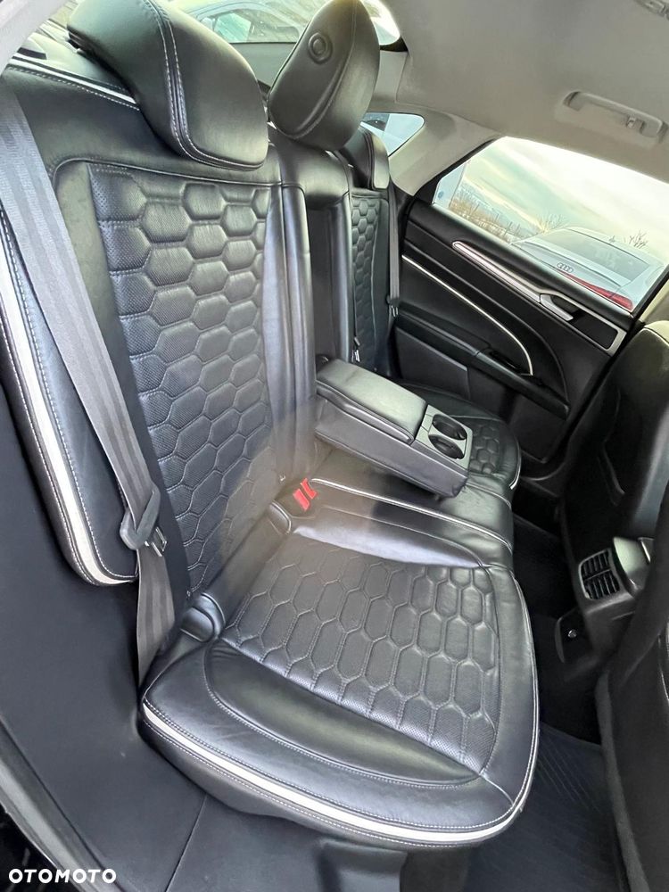 Ford Mondeo Vignale 2.0 TDCi PowerShift - 11