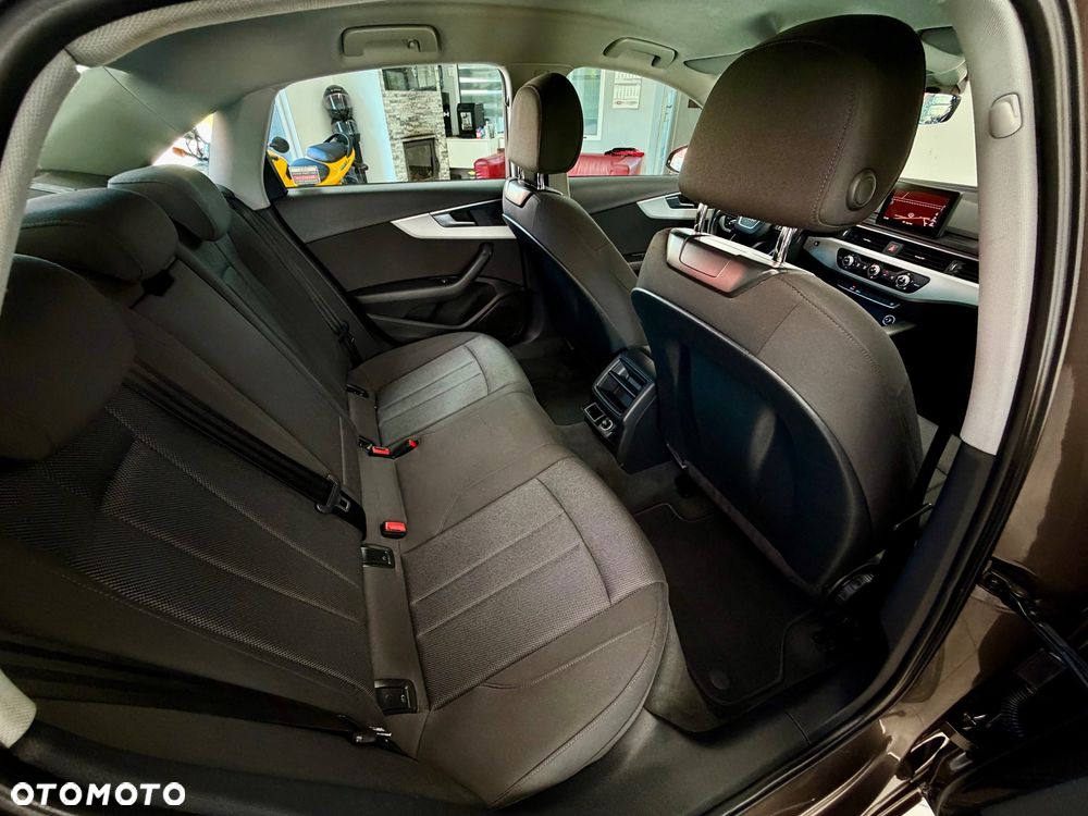 Audi A4 Limousine 2.0 TDI S tronic - 7