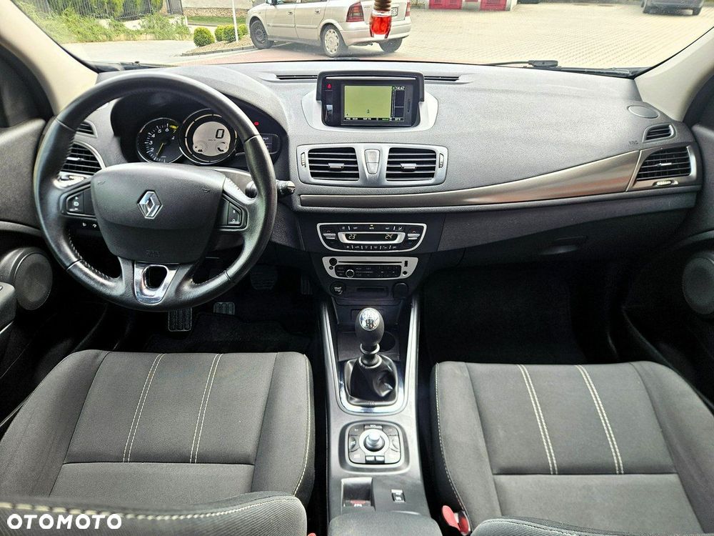 Renault Megane 1.6 16V 110 LIMITED - 24