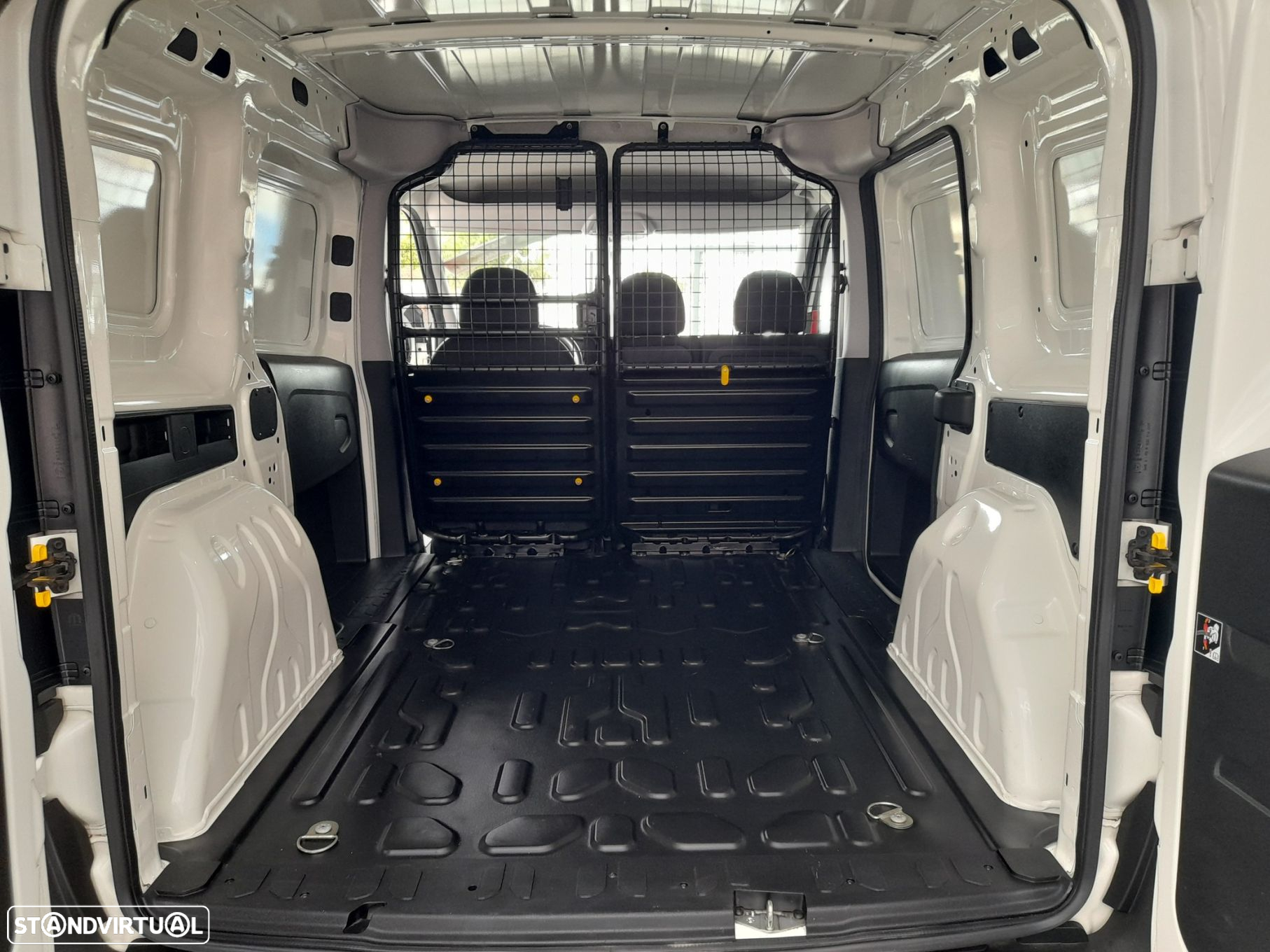 Fiat Doblo 1.3 MJ Easy 3L - 19