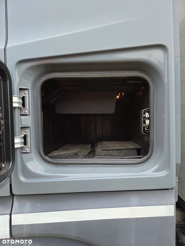 Mercedes-Benz Actros 2542 MP4 BDF - 29