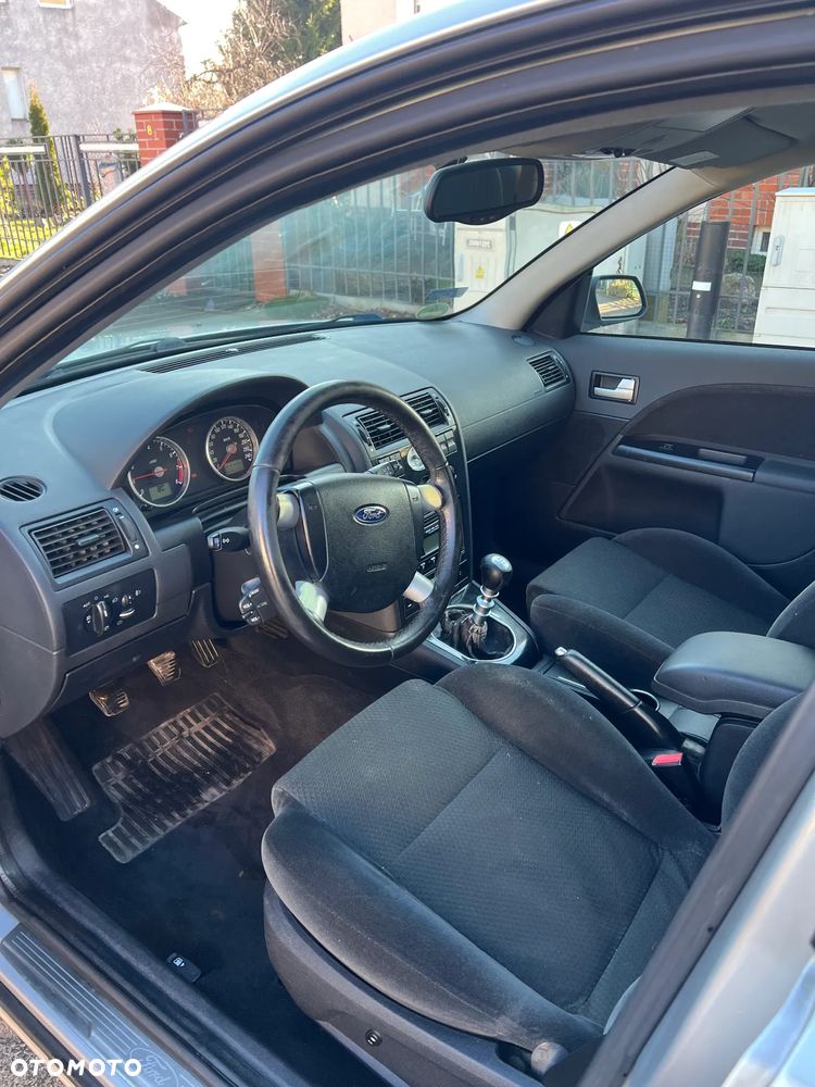 Ford Mondeo - 6