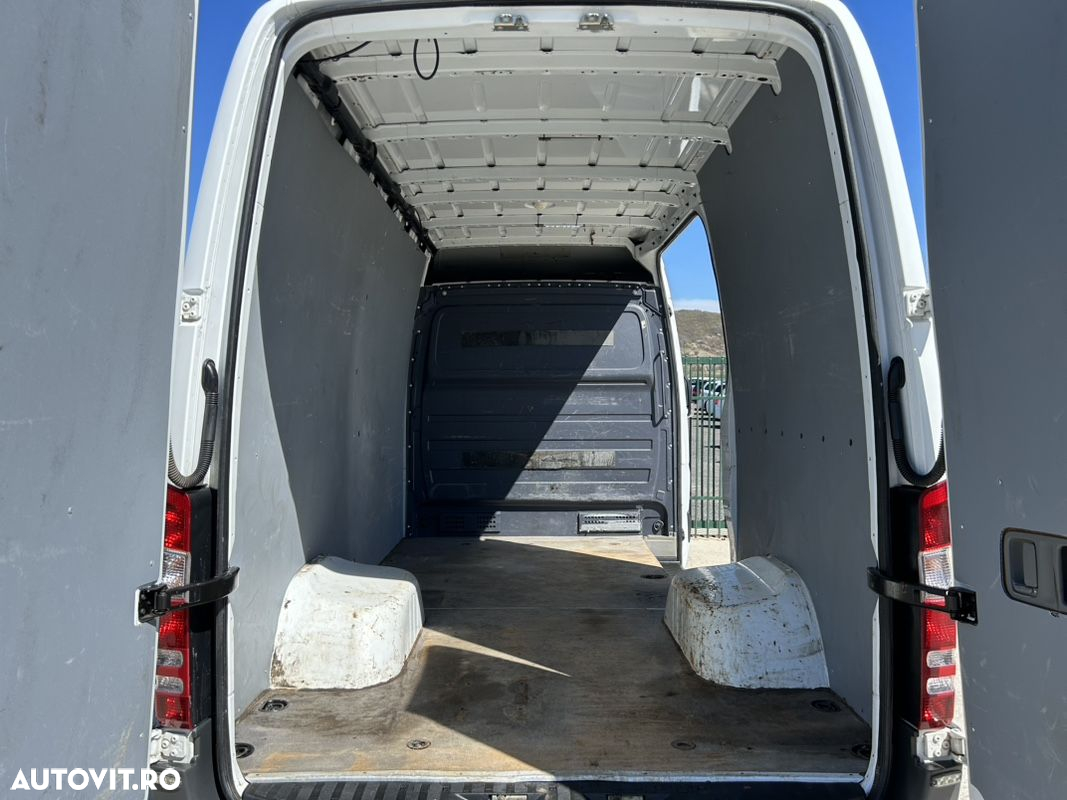 Mercedes-Benz Sprinter 516 CDI AXA DUBLA SPATE - 16
