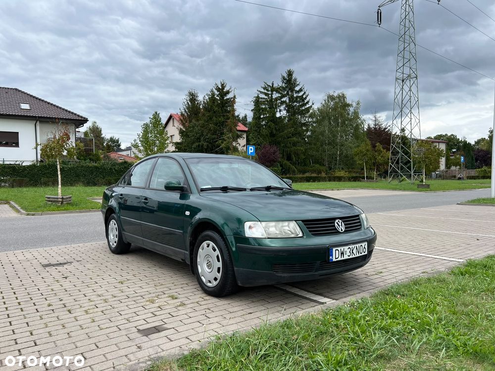 Volkswagen Passat - 5
