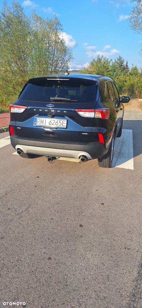 Ford Kuga - 8
