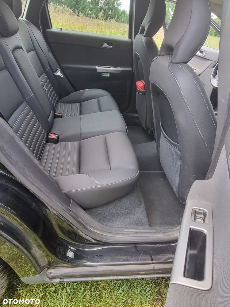 Volvo V50 2.0D - 12