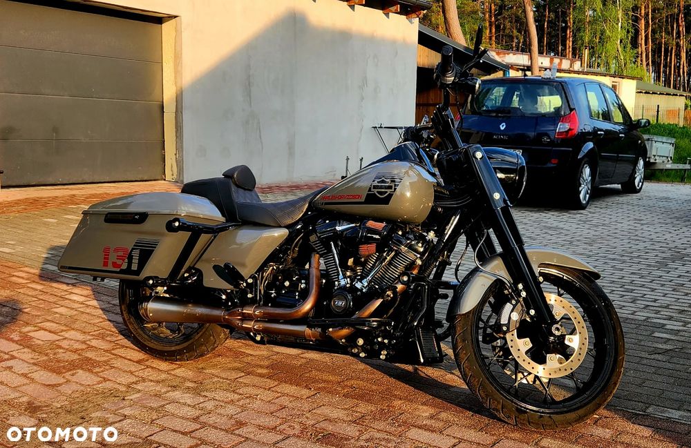 Harley-Davidson Touring Road King - 15
