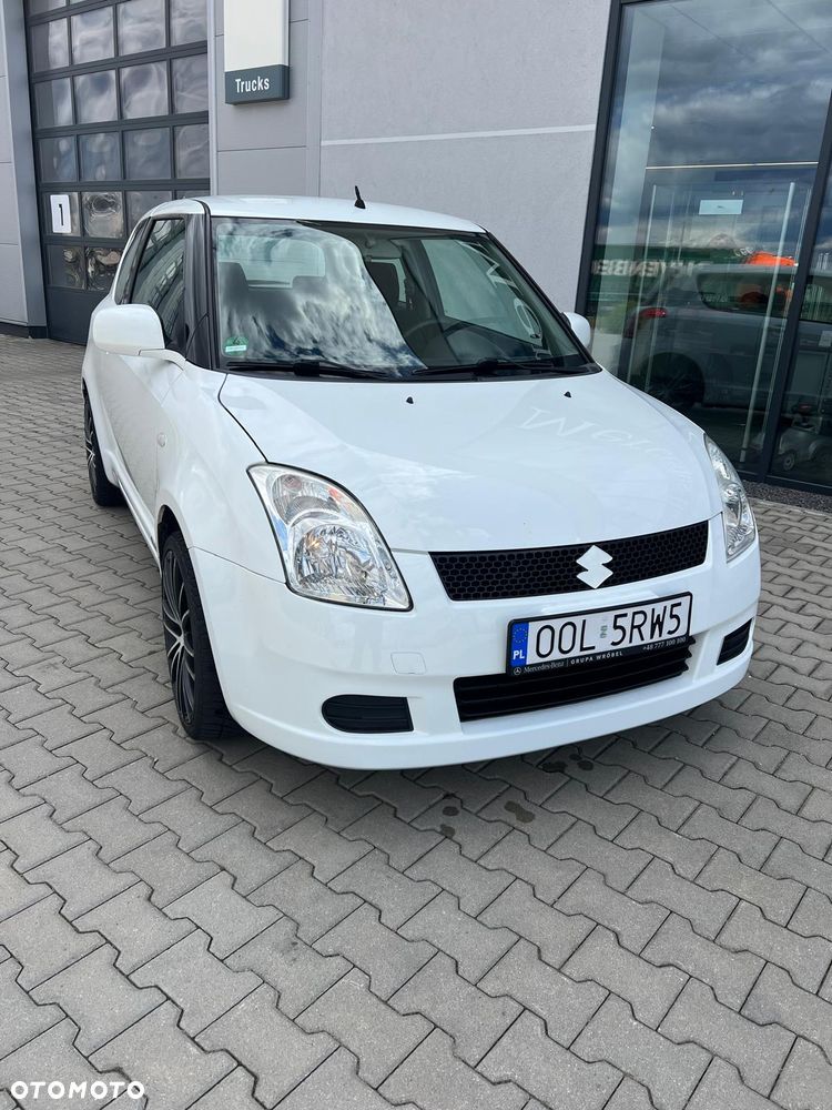 Suzuki Swift 1.3 GS / Premium - 1