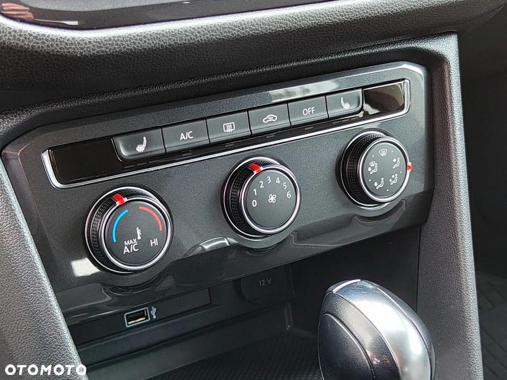 Volkswagen Tiguan Allspace - 36