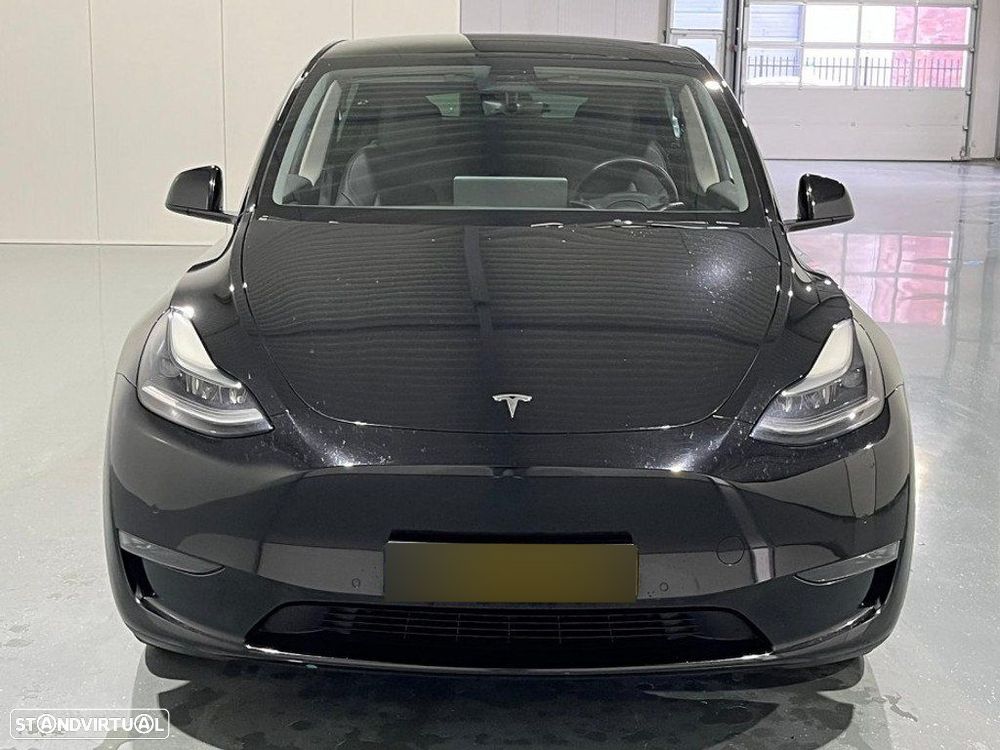 Tesla Model Y Long-Range RWD - 10