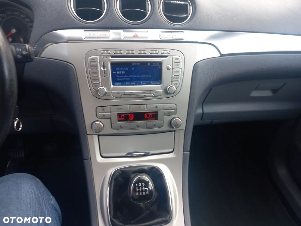 Ford S-Max 2.2 TDCi DPF Titanium - 14