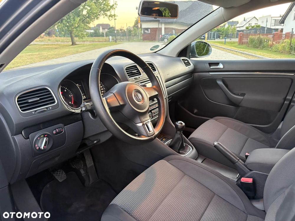 Volkswagen Golf 1.6 TDI DPF Comfortline - 9