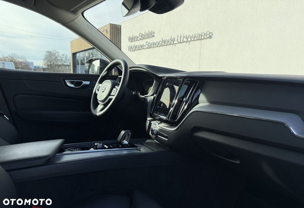 Volvo XC 60 - 25
