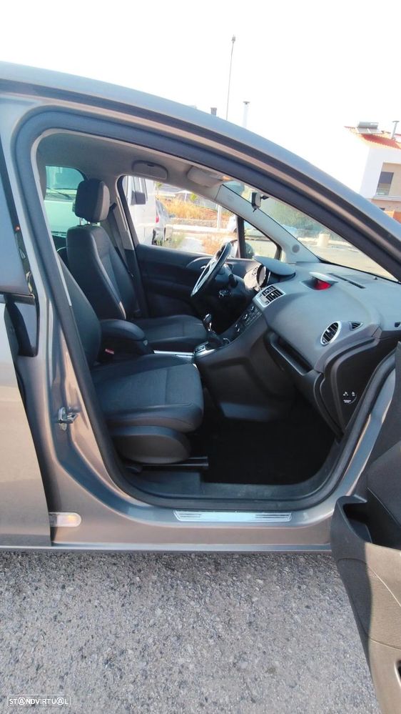 Opel Meriva - 16