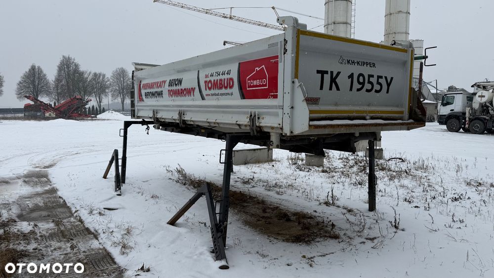 Mercedes-Benz Arocs 4243 8x4 - 9