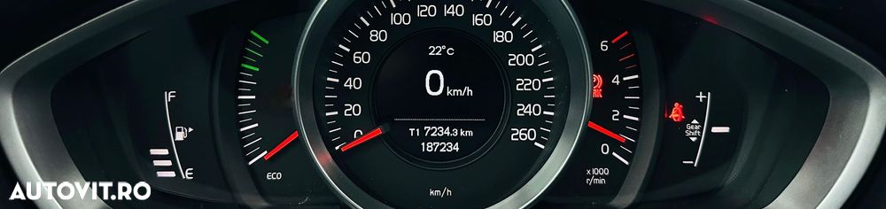 Volvo V40 D2 DRIVe Kinetic - 29