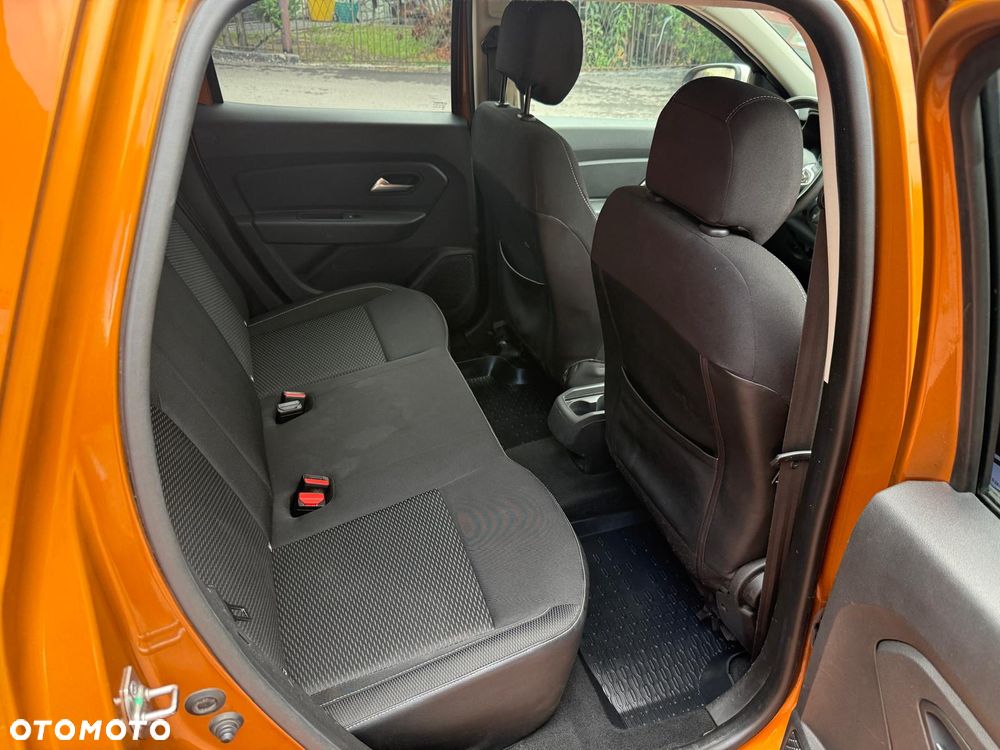 Dacia Duster 1.6 SCe Laureate S&S - 16