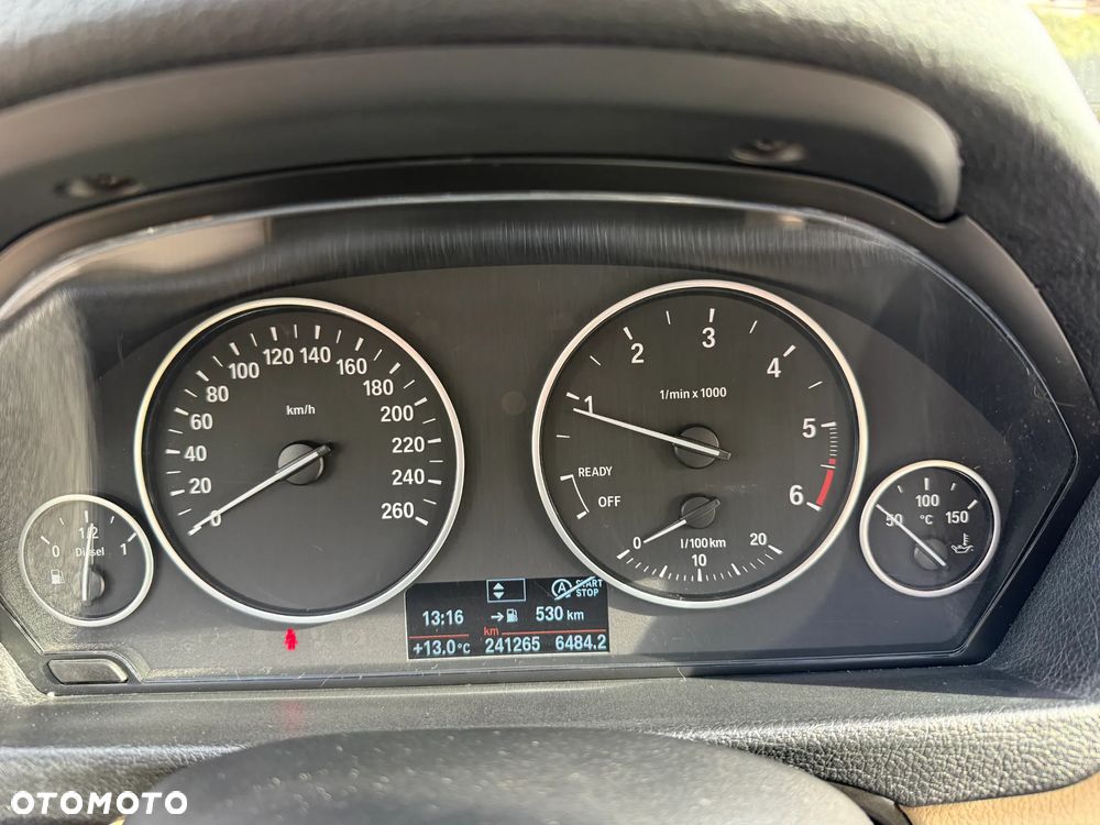 BMW Seria 3 318d DPF - 36