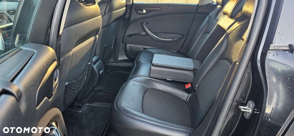 Citroën C5 2.0 HDi Exclusive - 23