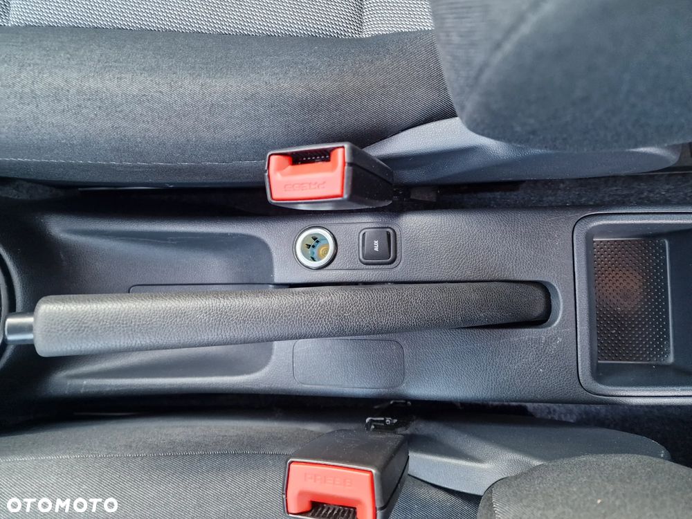 Skoda Fabia 1.4 16V Ambition - 13