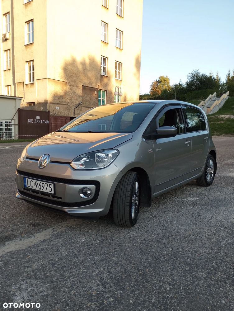 Volkswagen up! cheer - 7
