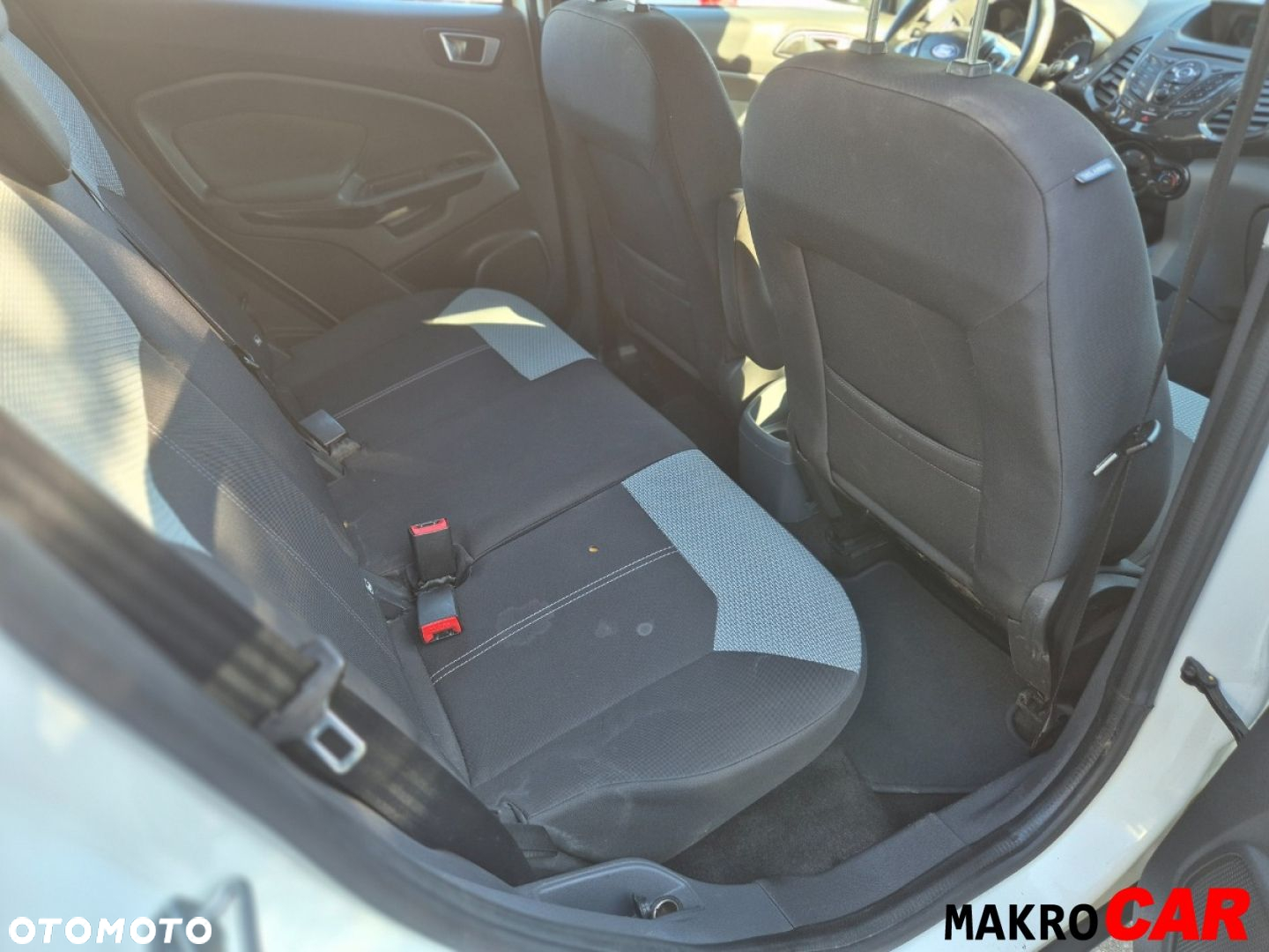Ford EcoSport - 10