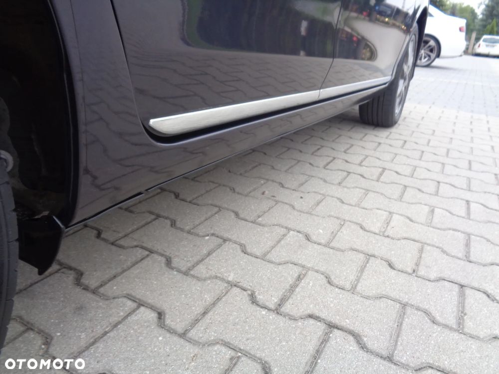 Toyota Yaris 1.0 Premium - 27