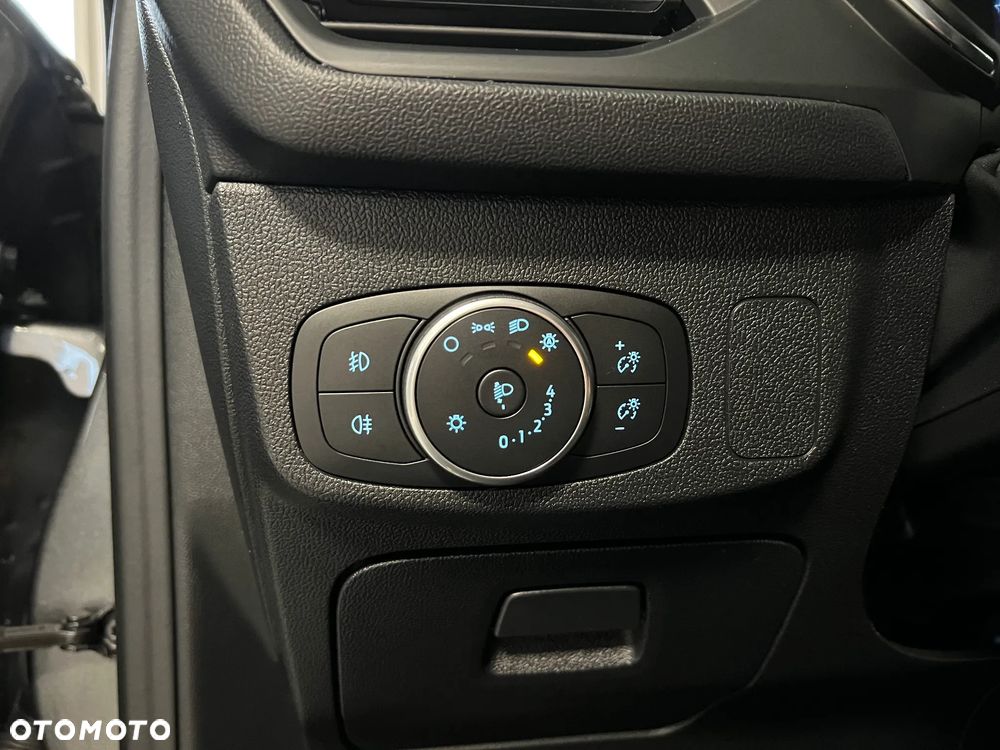 Ford Focus 1.0 EcoBoost Titanium Business - 22