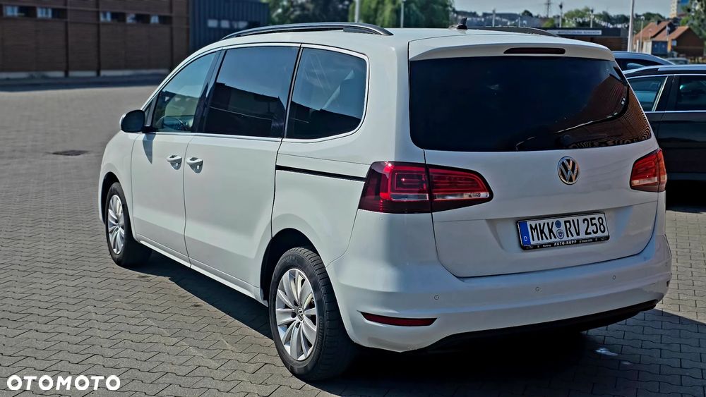 Volkswagen Sharan 2.0 TDI Highline DSG - 3