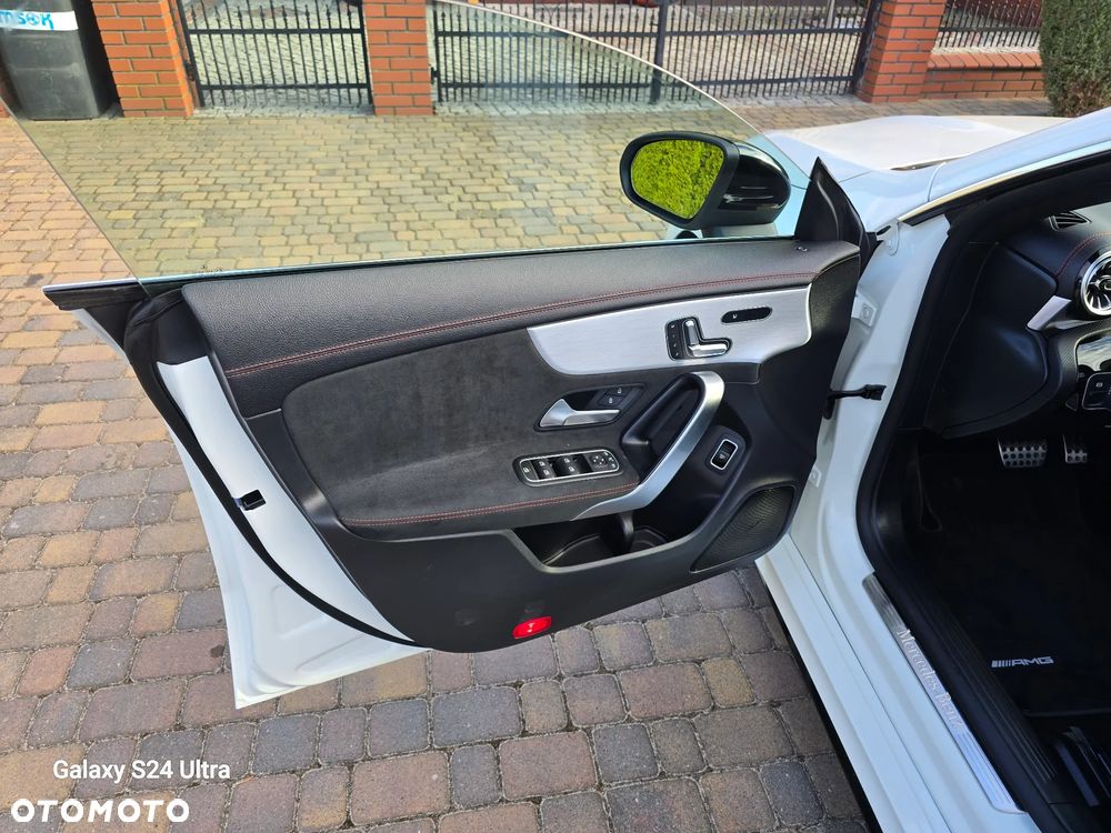Mercedes-Benz CLA 200 7G-DCT AMG Line Advanced Plus - 30