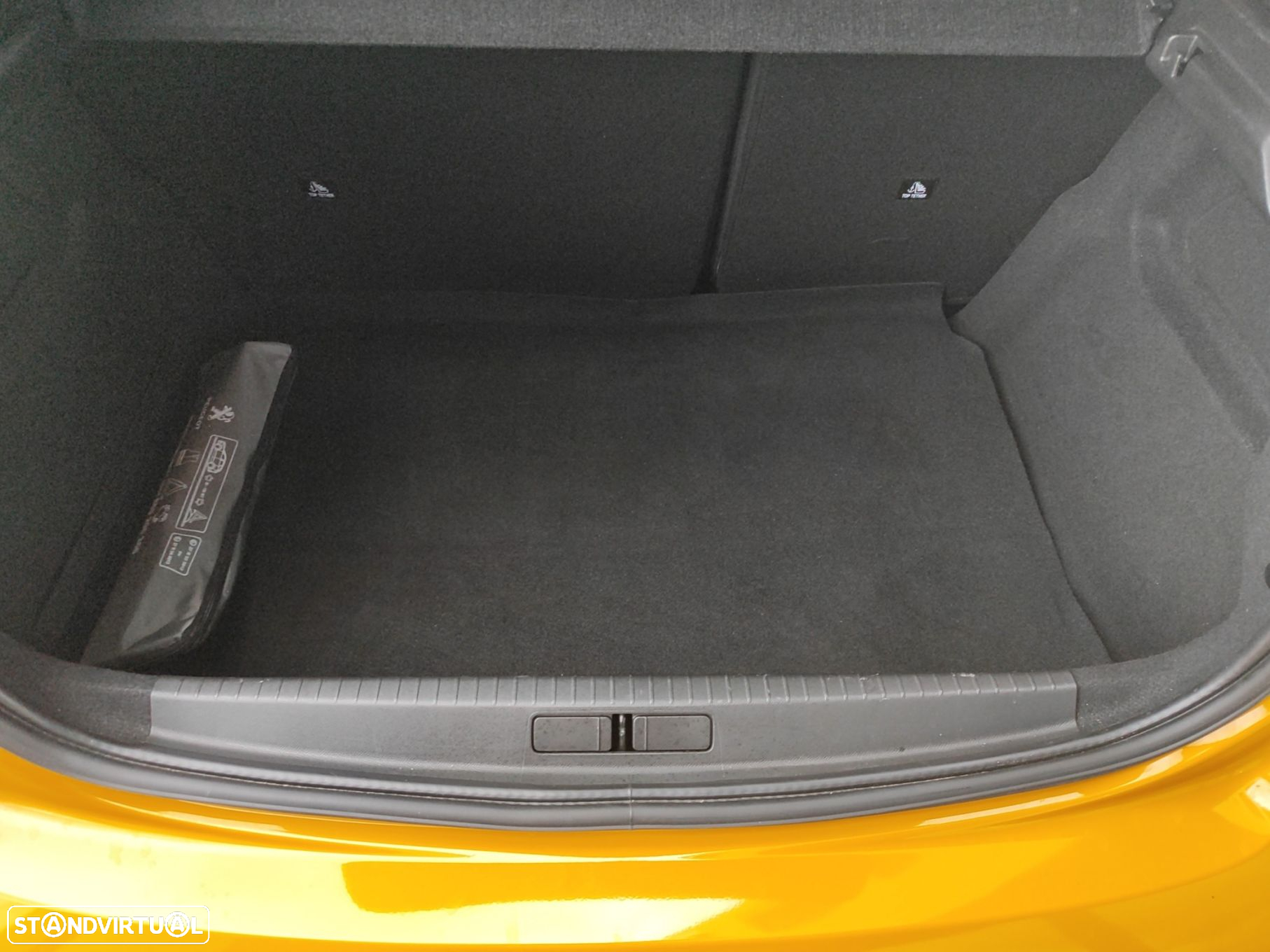 Peugeot 208 1.2 PureTech Active - 6
