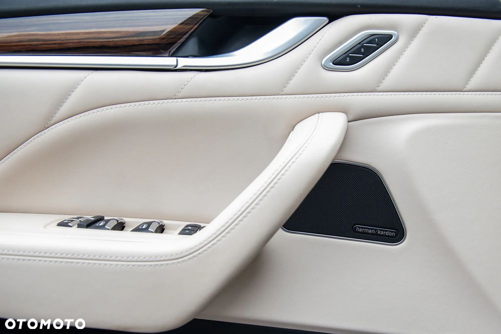 Maserati Levante S Q4 GranLusso - 32