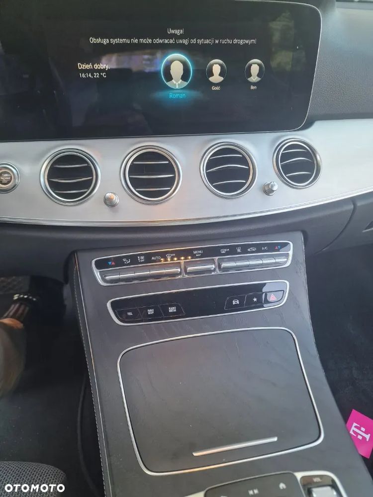 Mercedes-Benz Klasa E 200 4-Matic AMG/Avantgarde - 10