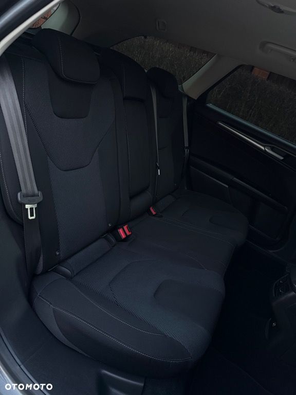 Ford Mondeo 2.0 TDCi Titanium PowerShift - 29