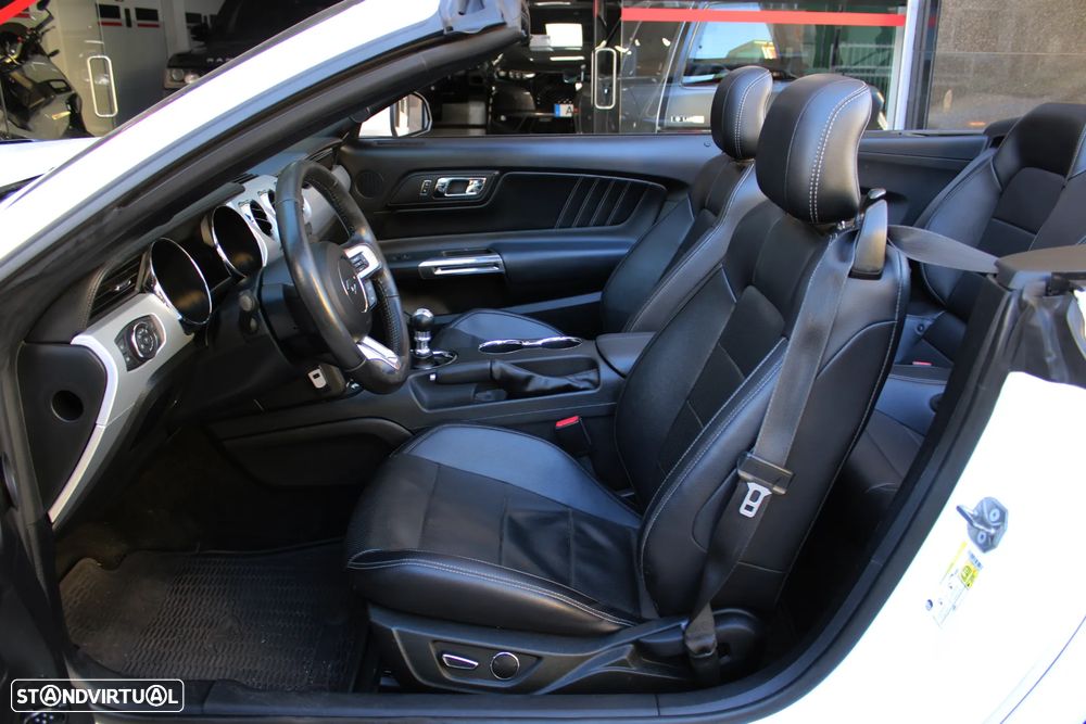 Ford Mustang Cabrio 2.3 Eco Boost - 7