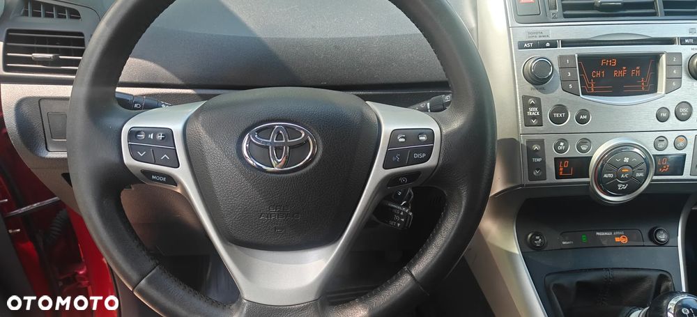 Toyota Verso 1.8 Premium EU5 - 24