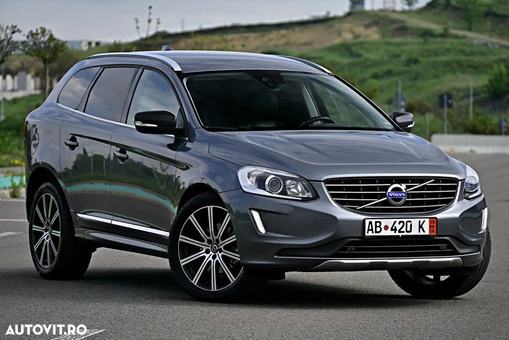 Volvo XC 60 D5 AWD Geartronic Summum - 18