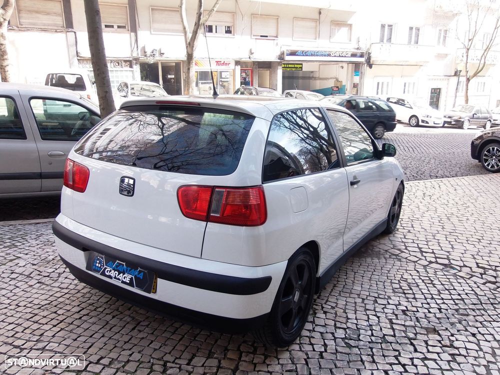 Seat Ibiza 1.9 SDi Passion - 17