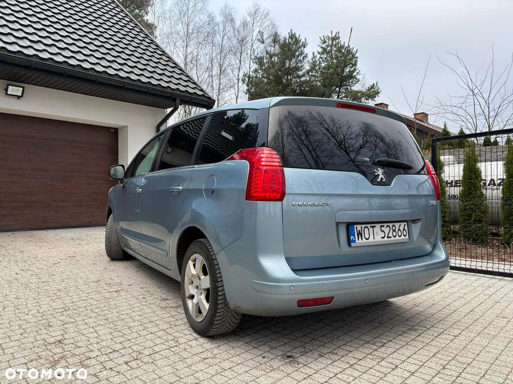 Peugeot 5008 - 14