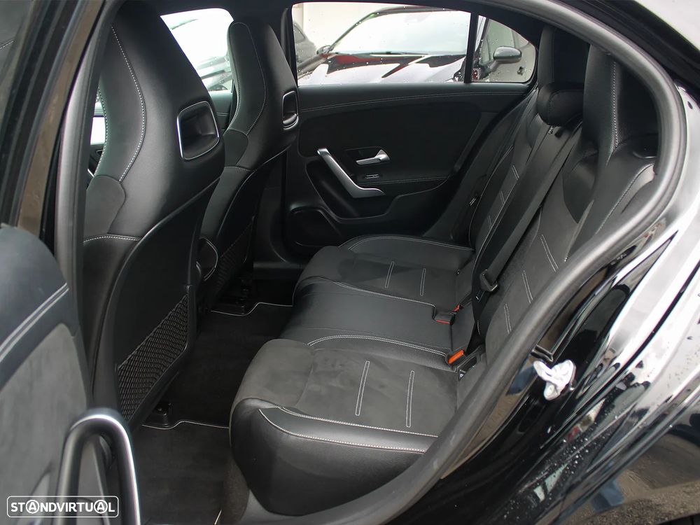 Mercedes-Benz A 250 e 8G-DCT Edition AMG Line - 15