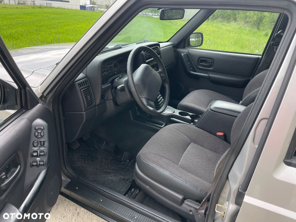 Jeep Cherokee 2.5 TD - 9