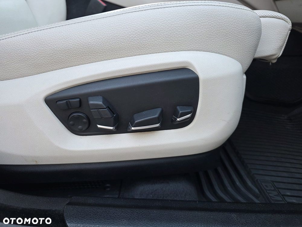 BMW 5GT 530d xDrive - 9