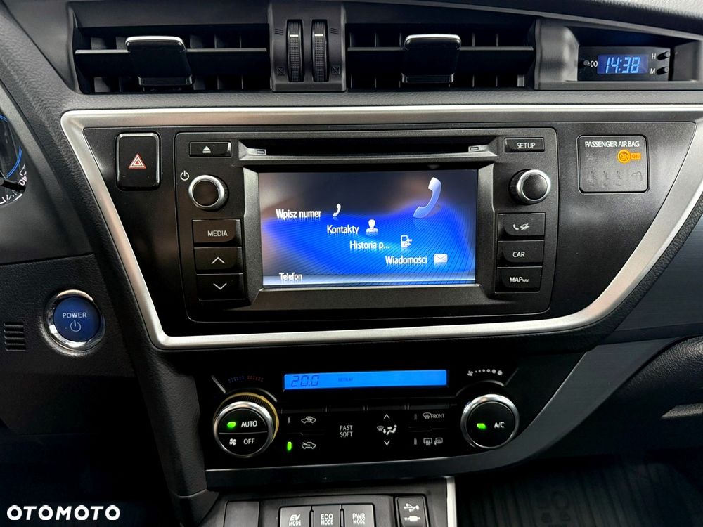 Toyota Auris - 18