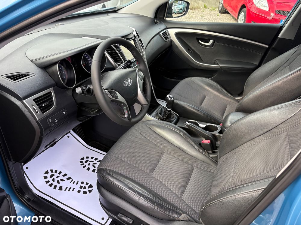 Hyundai i30 1.4 Premium - 19