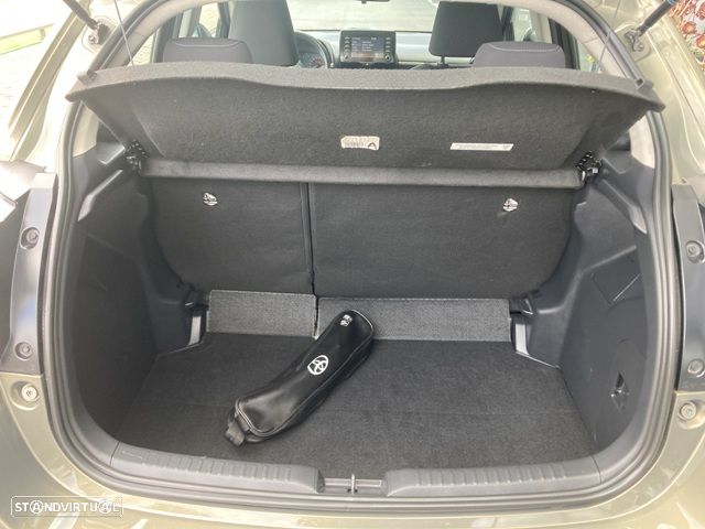 Toyota Yaris 1.0 VVT-i Comfort Plus - 28