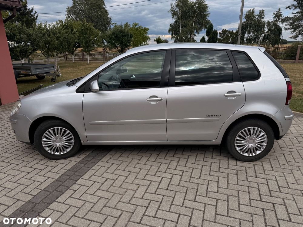 Volkswagen Polo - 1