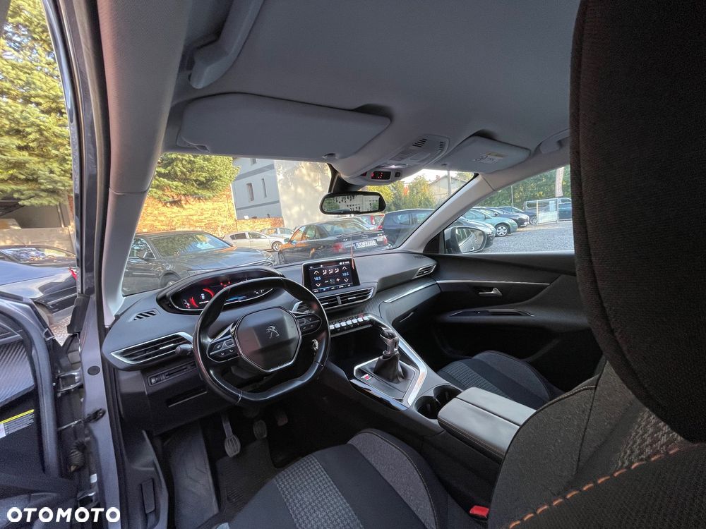 Peugeot 3008 - 18
